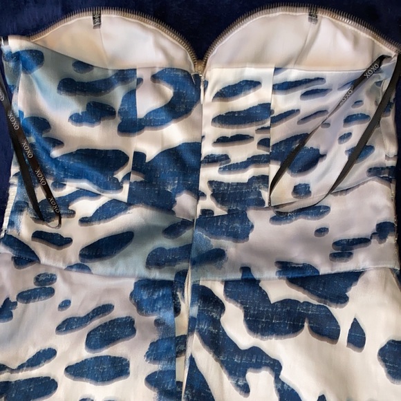 Xoxo Mini Printed Dress - Picture 4 of 5